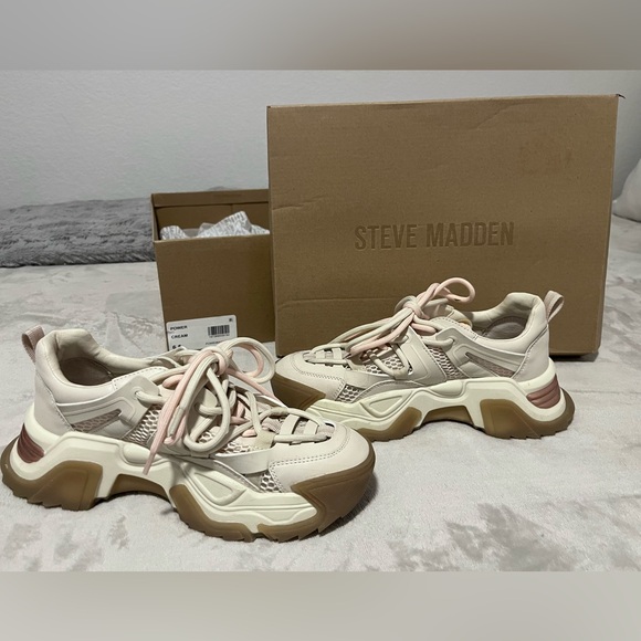 Steve Madden Women's Cream Sneakers - Picture 1 of 10